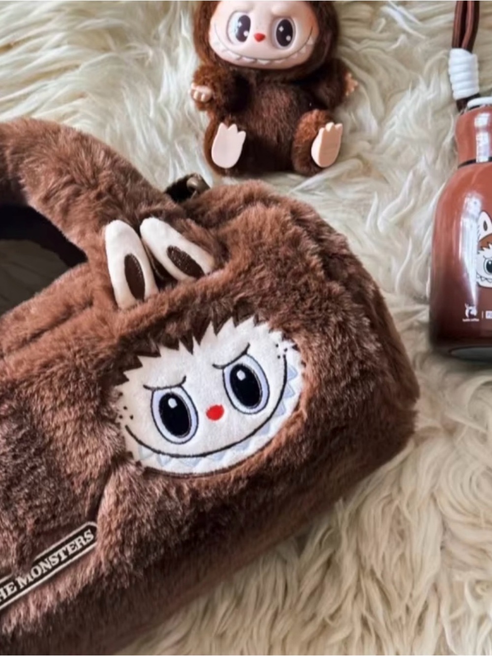 POPMART Labubu The Monsters Plush Handbag (Points Redemption)' 100%
Authentic